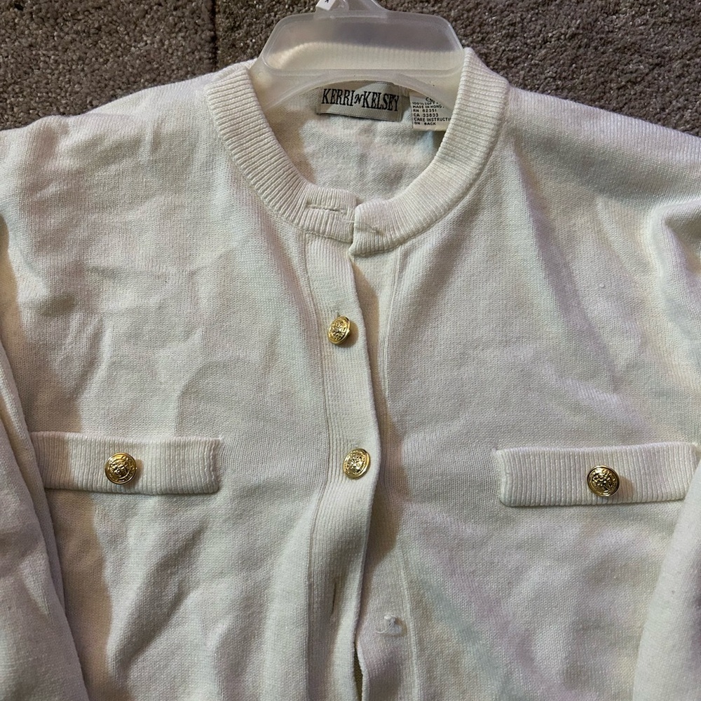 Kerri n Kelsey size L White Cardigan with Gold Buttons